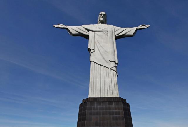 El símbolo más grande de Brasil conmemora sus 90 años lejos de Corcovado