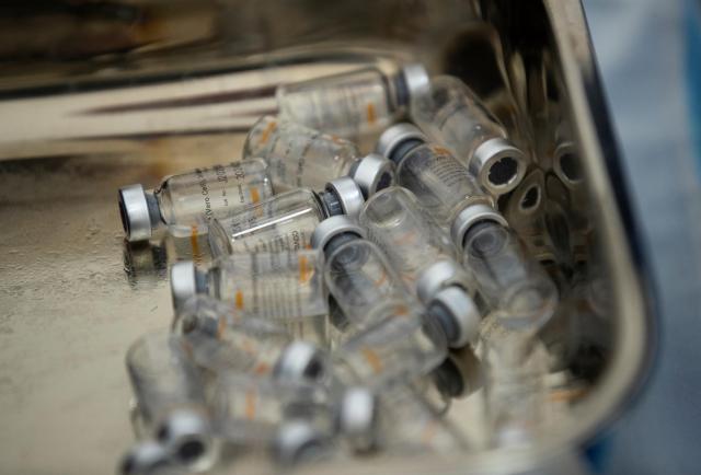 Haití devolverá «cientos de miles» de vacunas a punto de caducar donadas por EE. UU.