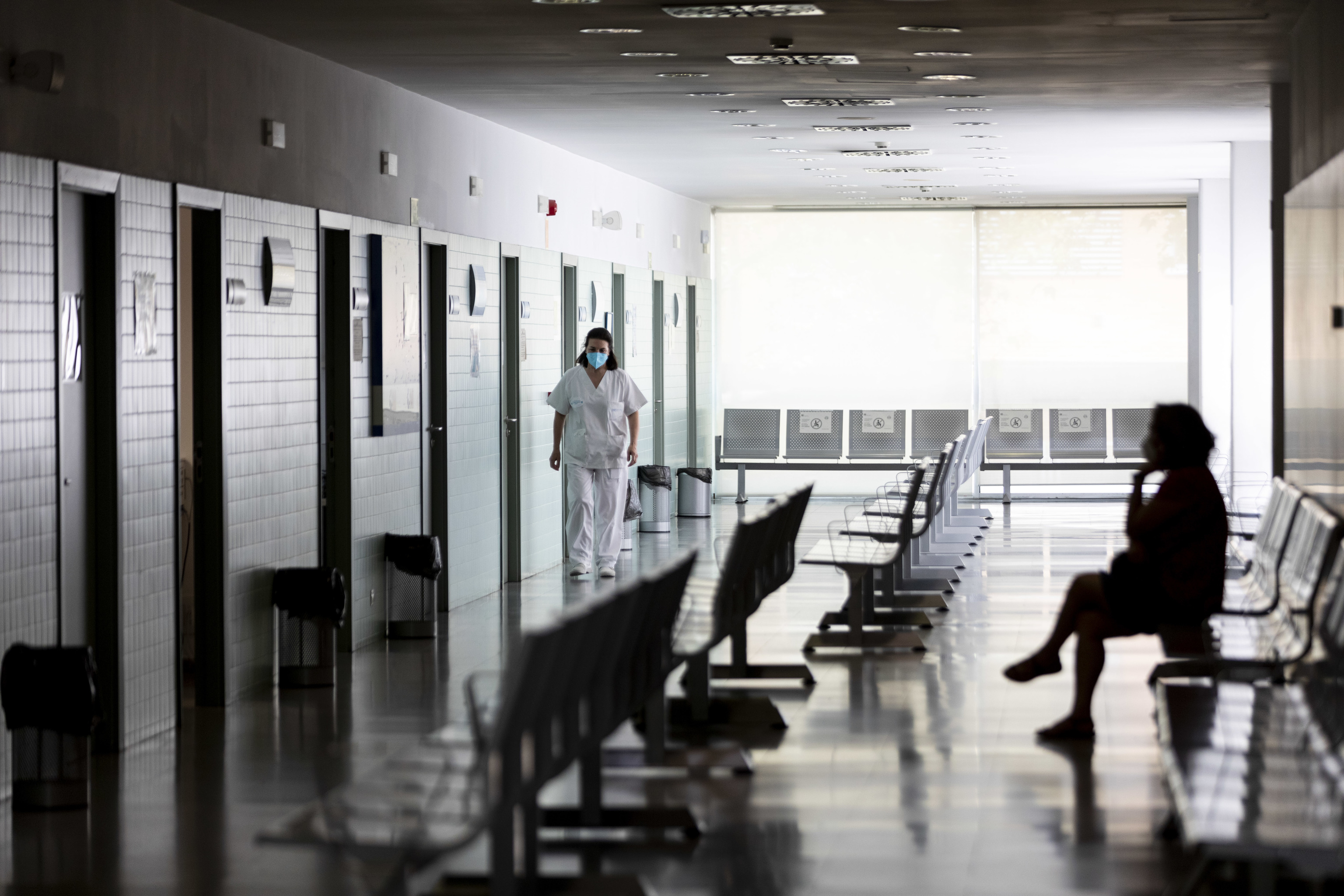 Sala de espera de un ambulatorio, durante la pandemia.