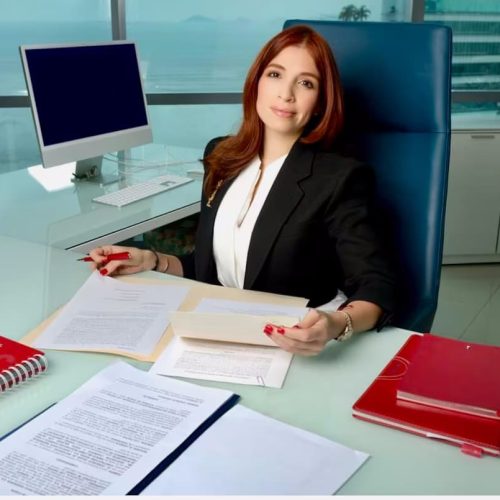 Derecho Administrativo en Panamá: Odila Castillo y su equipo