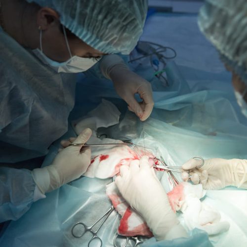 Combofusiv y su impacto en la recuperación tras cirugías complejas en Panamá