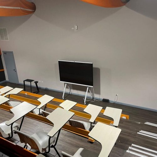 ¿Qué buscar al alquilar un salón de eventos corporativos en Panamá?