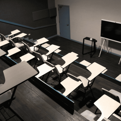 Cómo organizar eventos exitosos alquilando una sala corporativa en Panamá