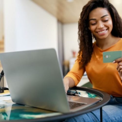 Iniciativas innovadoras para pequeñas empresas con liderazgo de Ficohsa